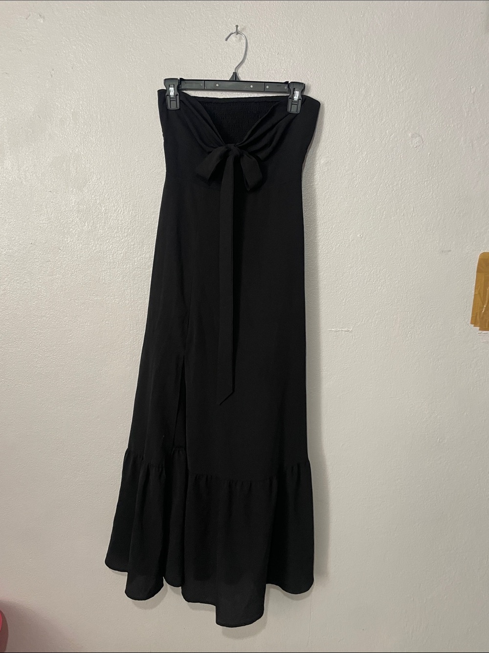 Black Strapless Tie-Front Maxi Skirt